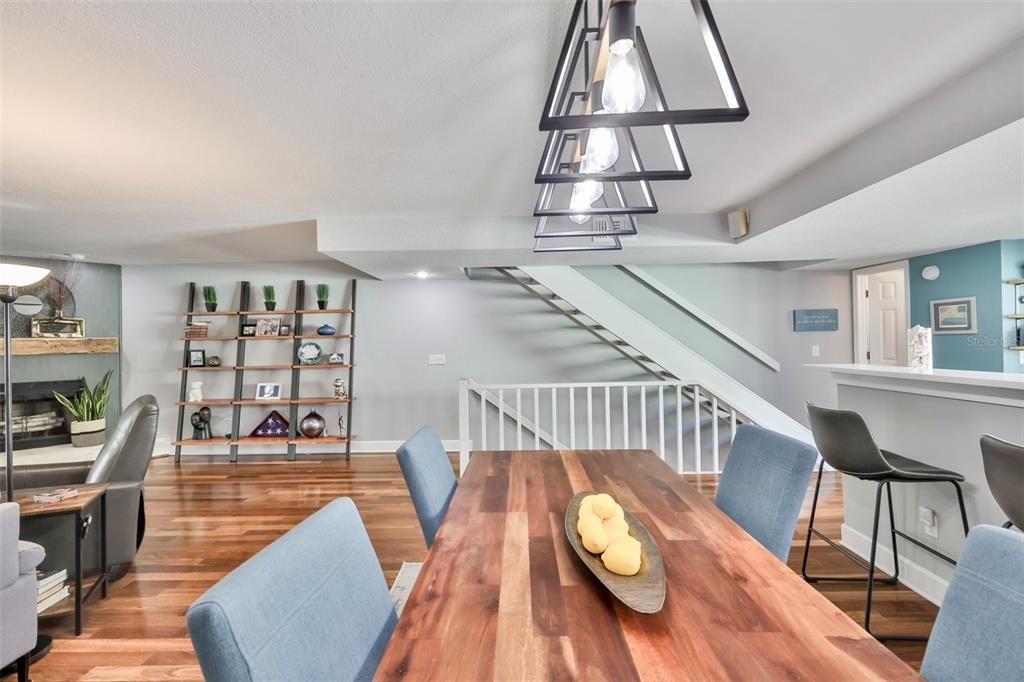 На продажу: $510,000 (2 спален, 2 ванн, 1918 Квадратных фут)