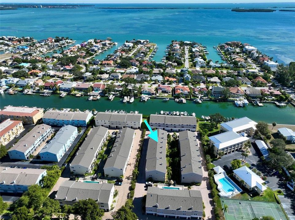 На продажу: $510,000 (2 спален, 2 ванн, 1918 Квадратных фут)