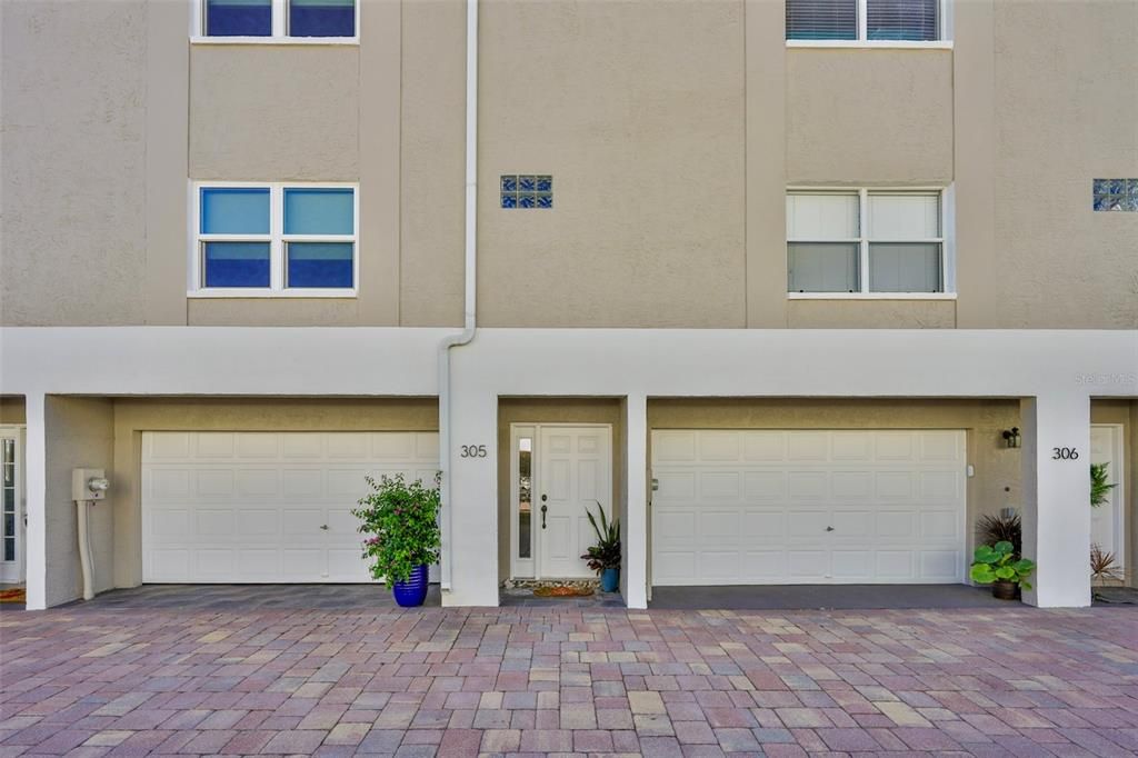 На продажу: $510,000 (2 спален, 2 ванн, 1918 Квадратных фут)