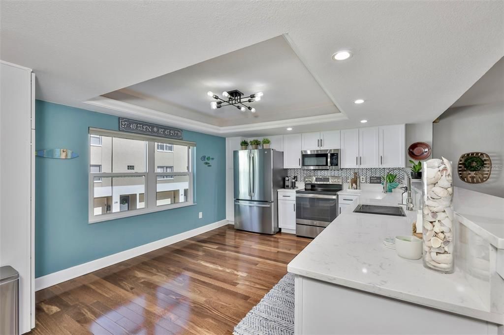 На продажу: $510,000 (2 спален, 2 ванн, 1918 Квадратных фут)