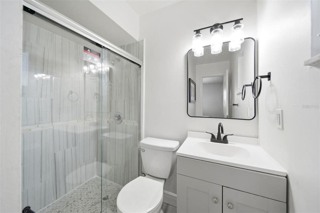 For Sale: $365,500 (3 beds, 2 baths, 1220 Square Feet)