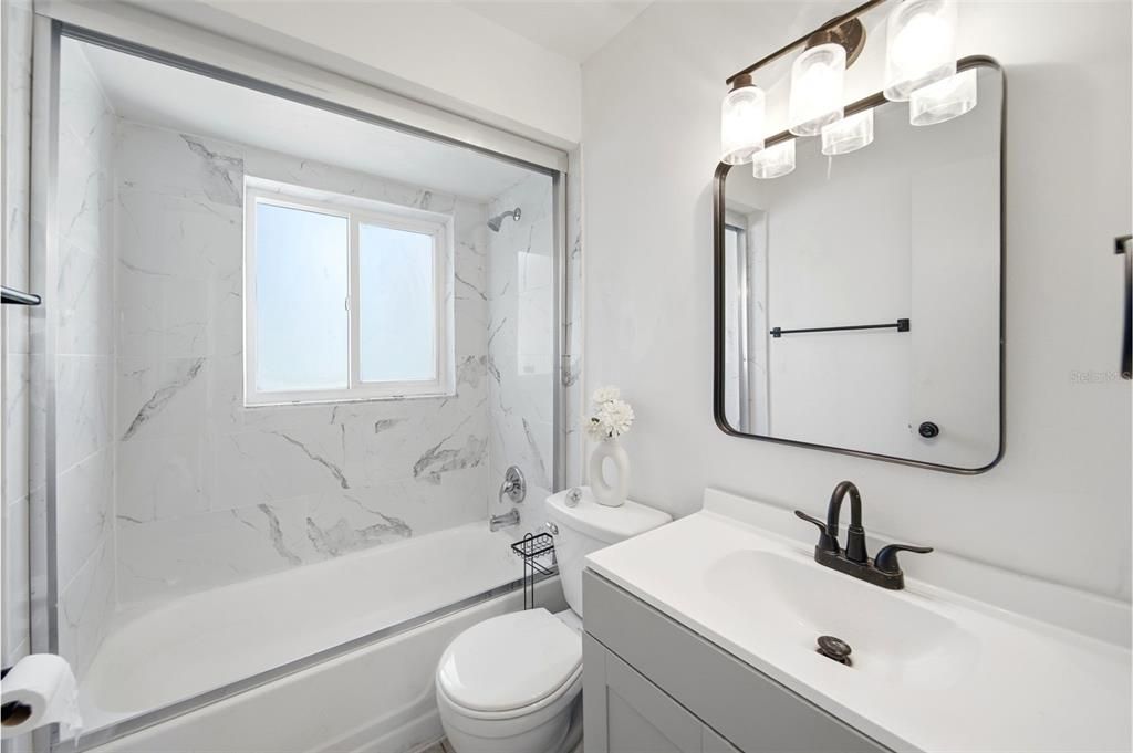 For Sale: $365,500 (3 beds, 2 baths, 1220 Square Feet)