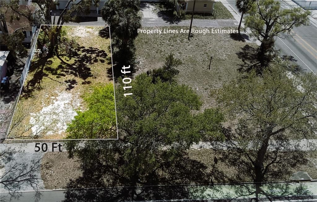 En Venta: $449,000 (0.13 acres)