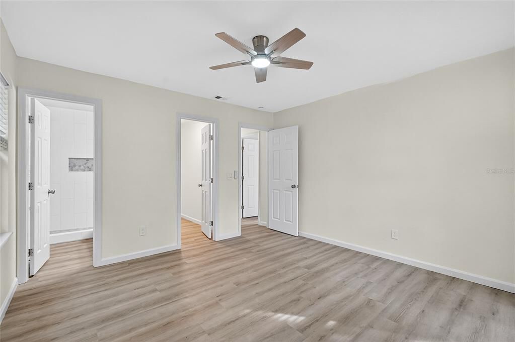 Activo con contrato: $299,990 (3 camas, 2 baños, 1104 Pies cuadrados)