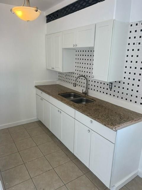 На продажу: $250,000 (4 спален, 3 ванн, 2174 Квадратных фут)