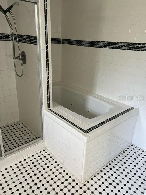 На продажу: $250,000 (4 спален, 3 ванн, 2174 Квадратных фут)