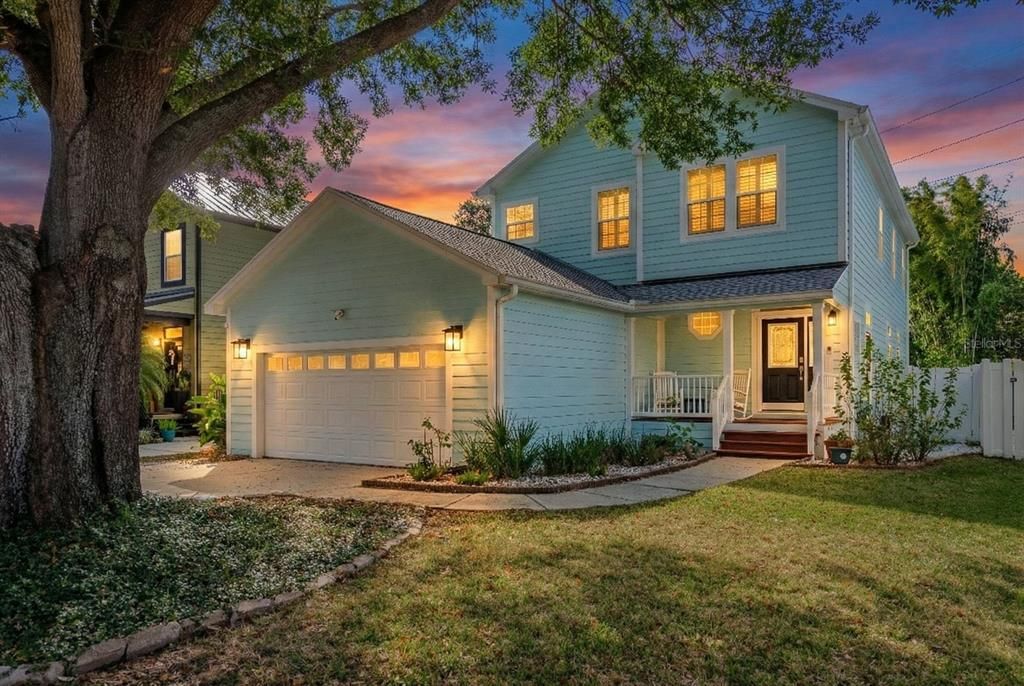 For Sale: $799,000 (3 beds, 2 baths, 2507 Square Feet)