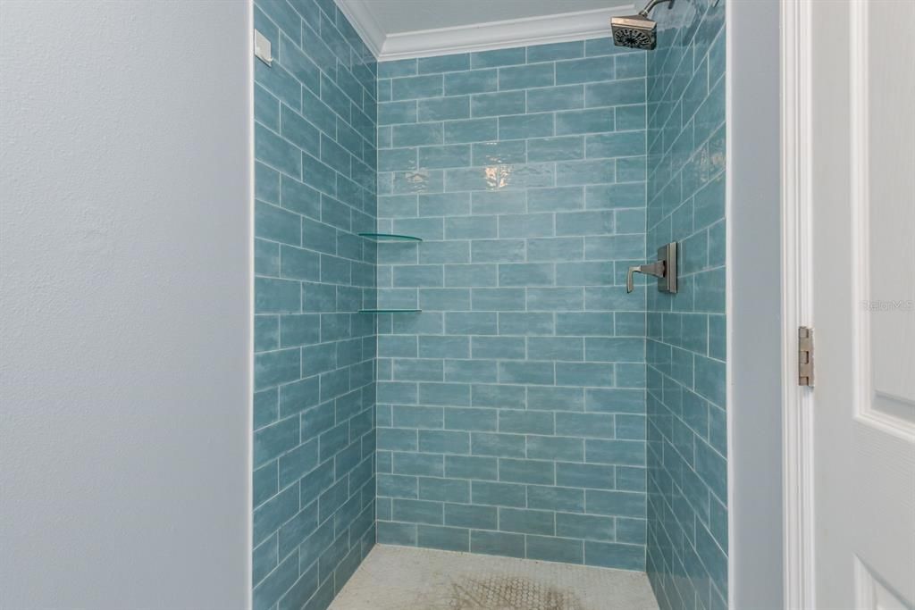 For Sale: $799,000 (3 beds, 2 baths, 2507 Square Feet)