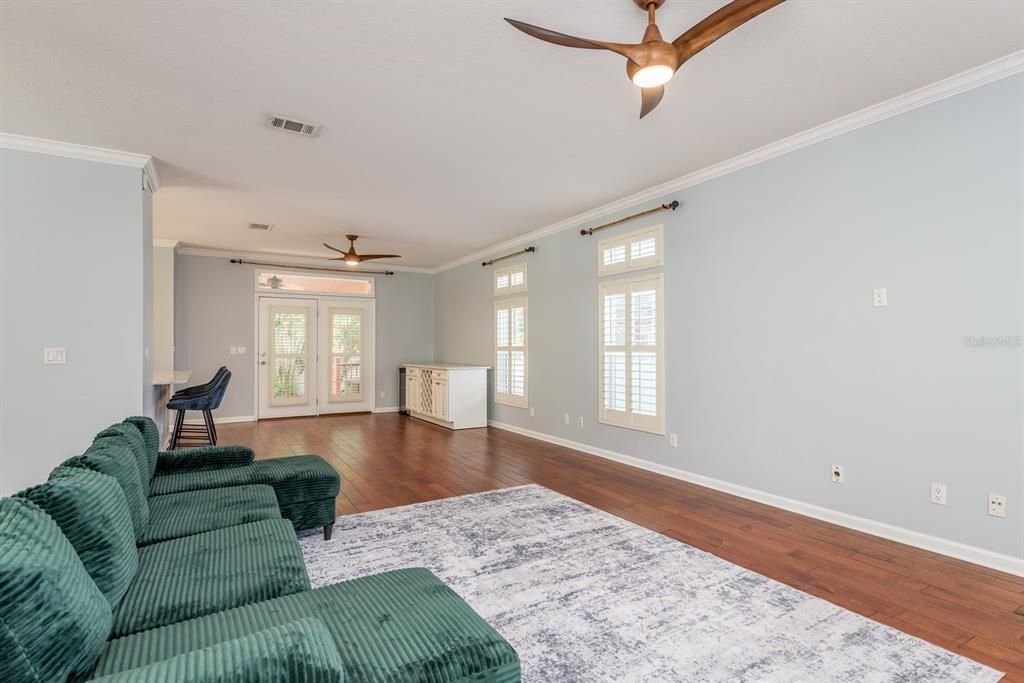 For Sale: $799,000 (3 beds, 2 baths, 2507 Square Feet)