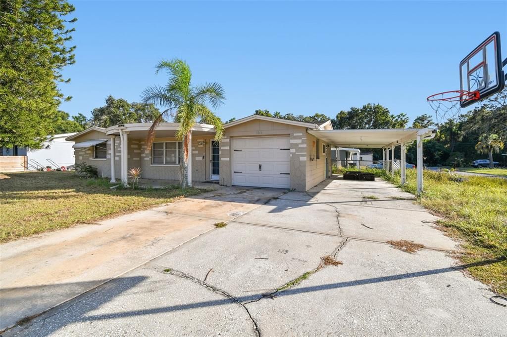 Activo con contrato: $160,000 (2 camas, 1 baños, 1206 Pies cuadrados)