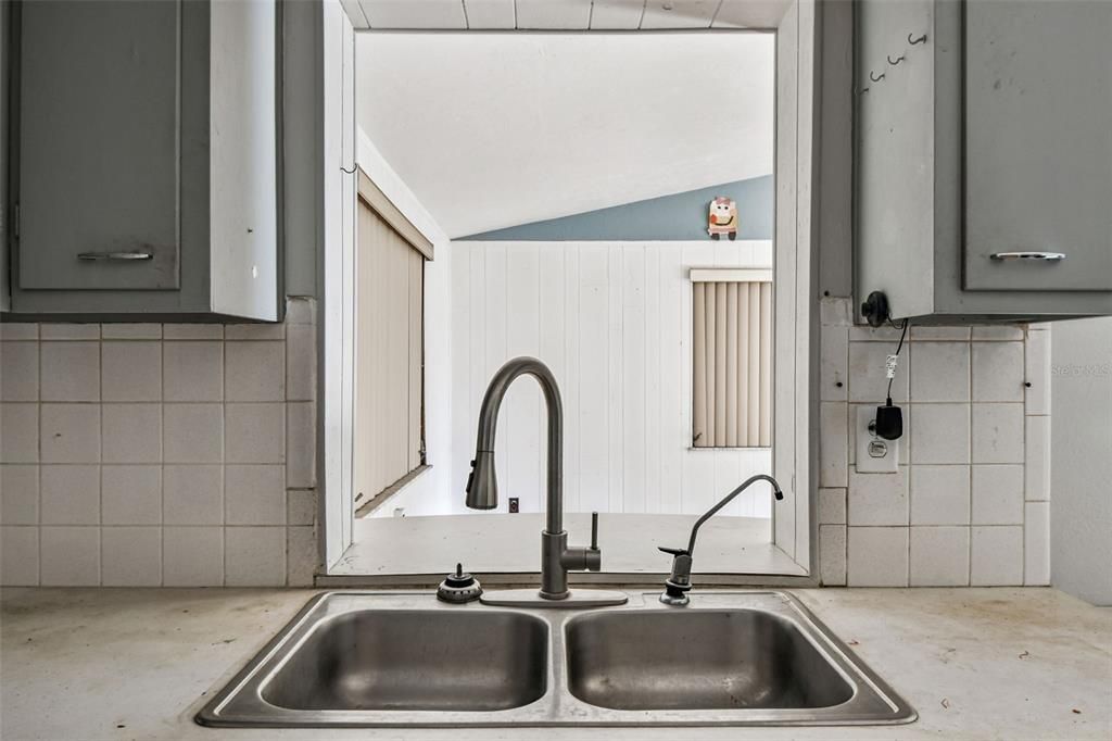 Activo con contrato: $160,000 (2 camas, 1 baños, 1206 Pies cuadrados)