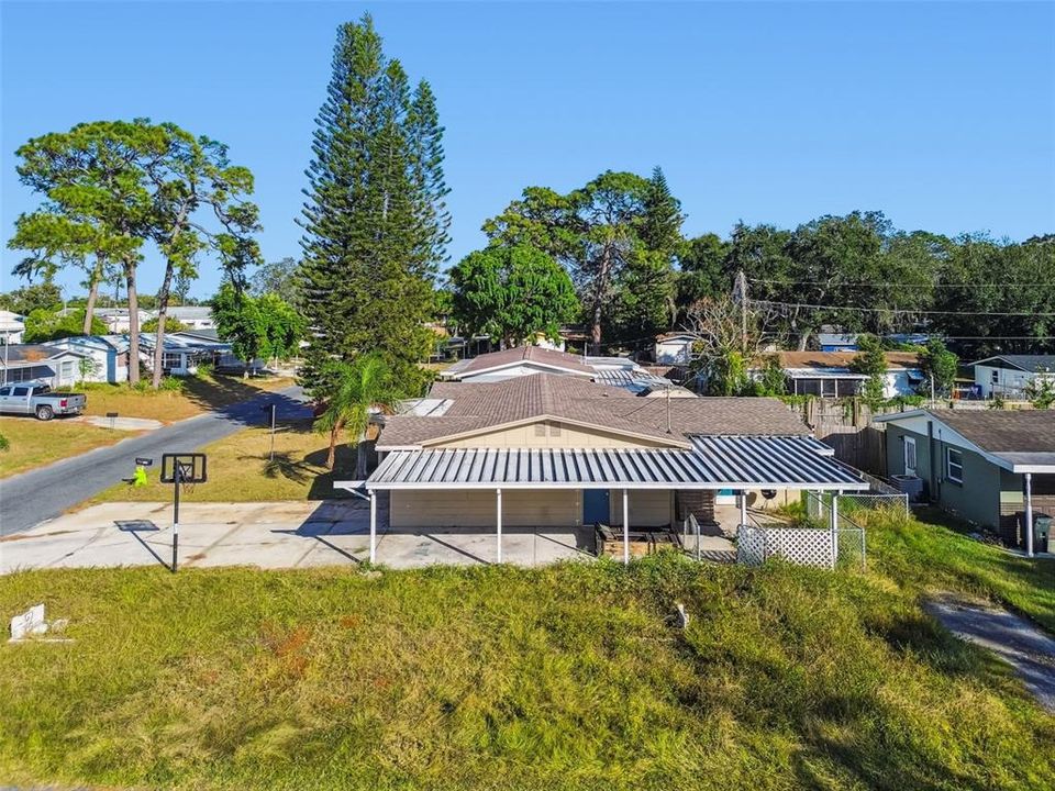 Activo con contrato: $160,000 (2 camas, 1 baños, 1206 Pies cuadrados)