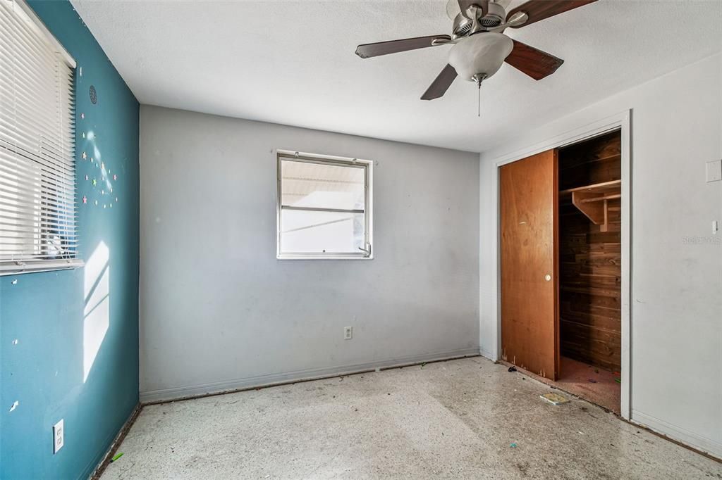 Activo con contrato: $160,000 (2 camas, 1 baños, 1206 Pies cuadrados)