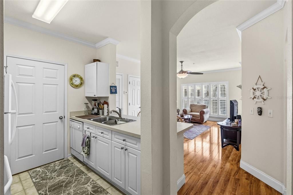 出租: $1,500 (1 贝兹, 1 浴室, 660 平方英尺)