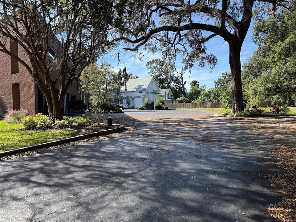 На продажу: $1,399,600 (0 спален, 0 ванн, 5864 Квадратных фут)