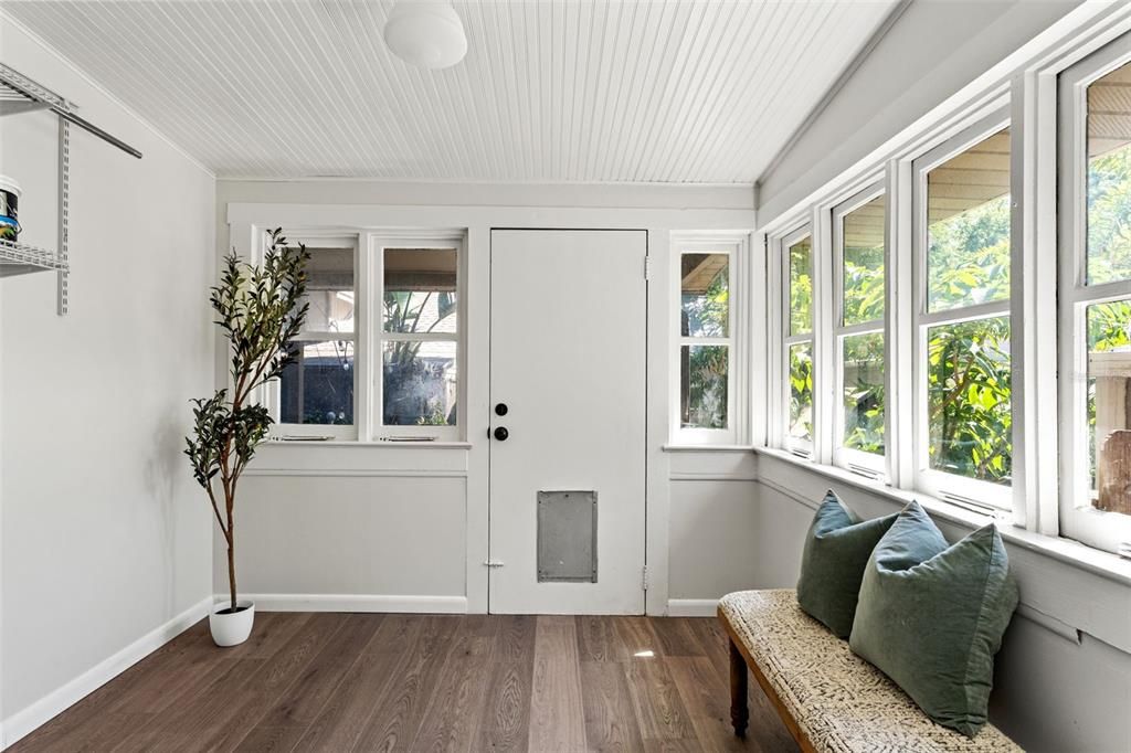 For Sale: $600,000 (3 beds, 3 baths, 1884 Square Feet)