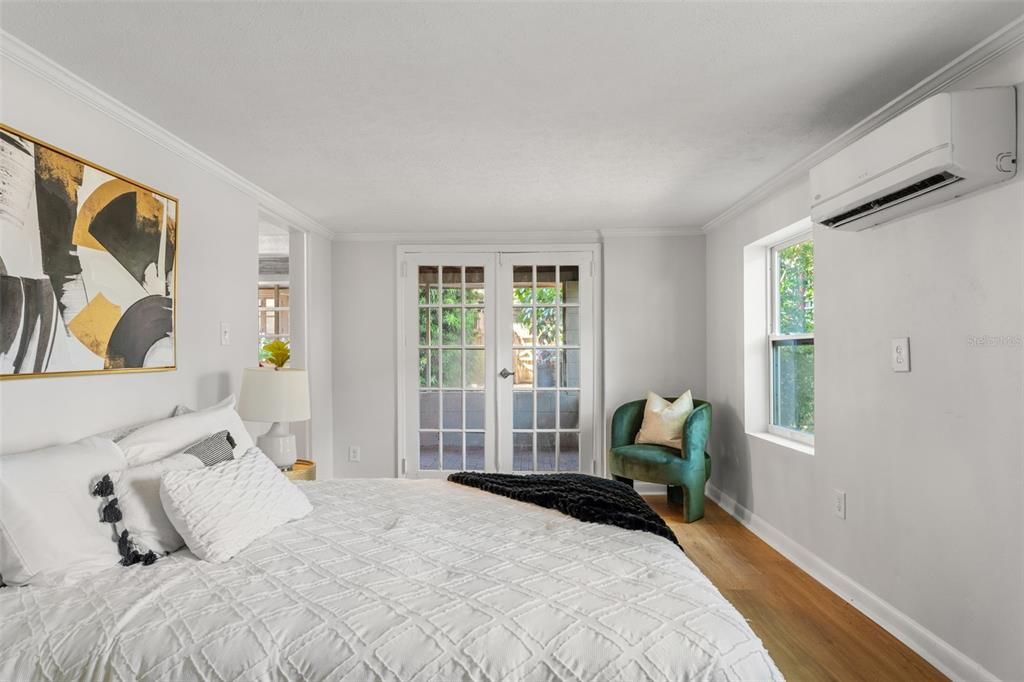 For Sale: $600,000 (3 beds, 3 baths, 1884 Square Feet)