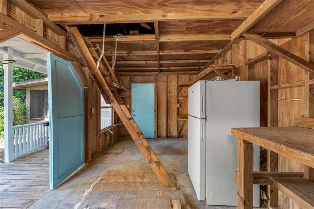 For Sale: $600,000 (3 beds, 3 baths, 1884 Square Feet)