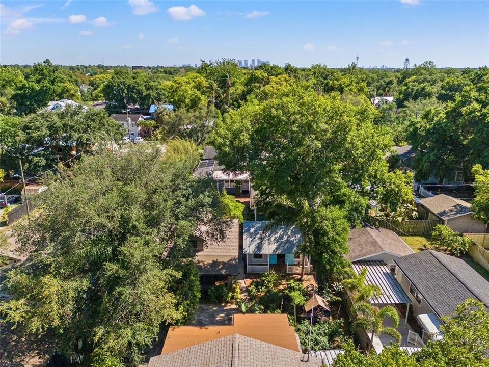 For Sale: $600,000 (3 beds, 3 baths, 1884 Square Feet)