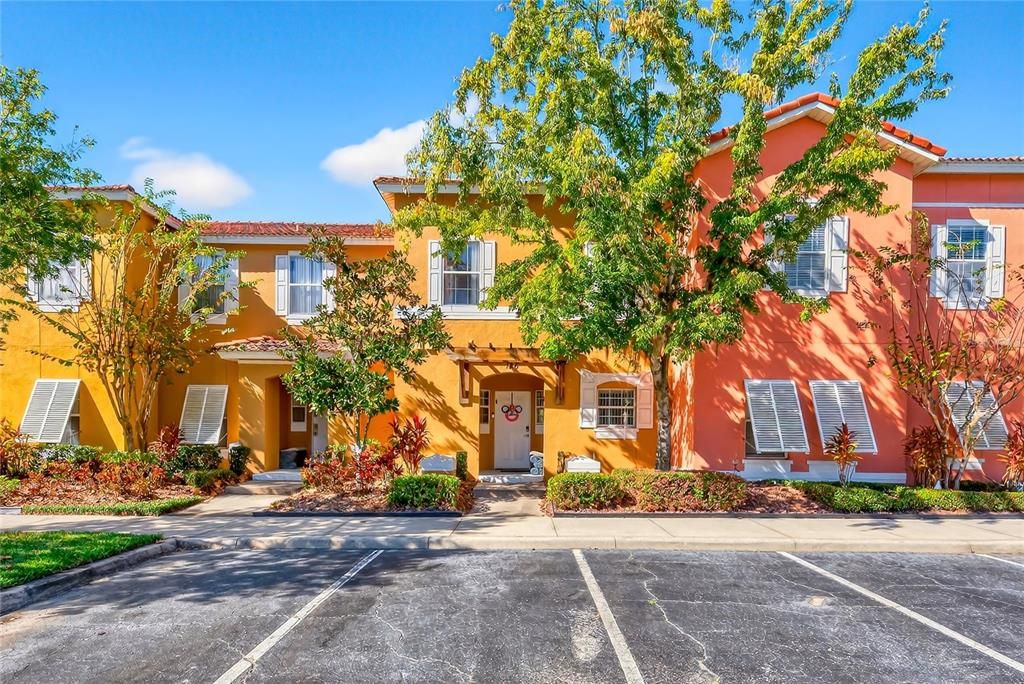 For Sale: $319,900 (3 beds, 2 baths, 1286 Square Feet)