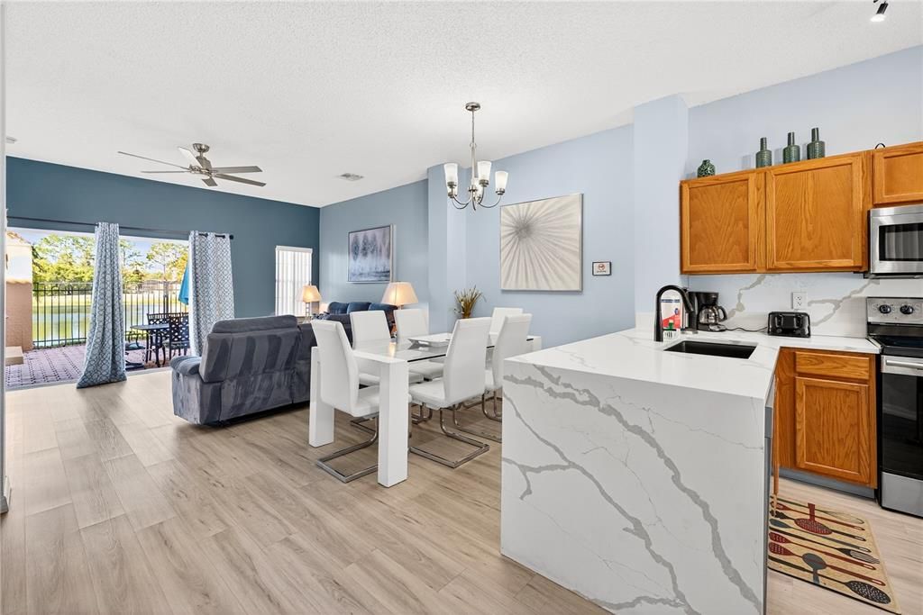 For Sale: $319,900 (3 beds, 2 baths, 1286 Square Feet)