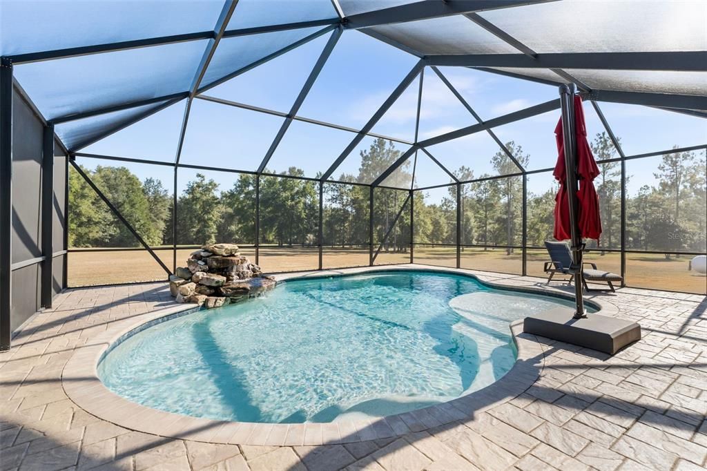 待售: $1,200,000 (5 贝兹, 4 浴室, 3316 平方英尺)