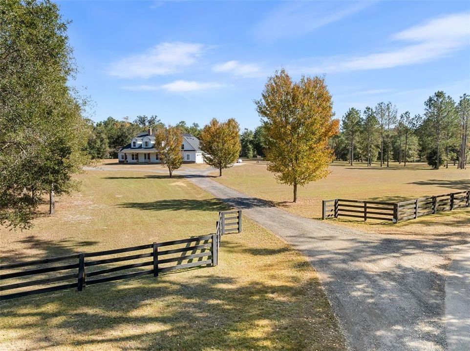 待售: $1,200,000 (5 贝兹, 4 浴室, 3316 平方英尺)