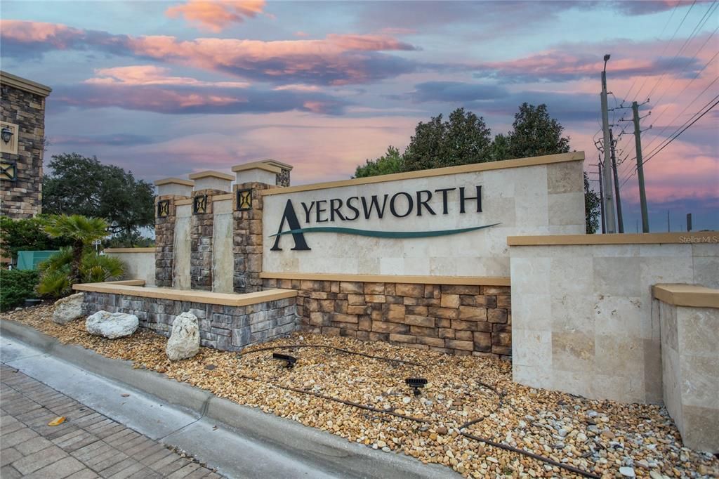 En Venta: $545,000 (6 camas, 3 baños, 3314 Pies cuadrados)