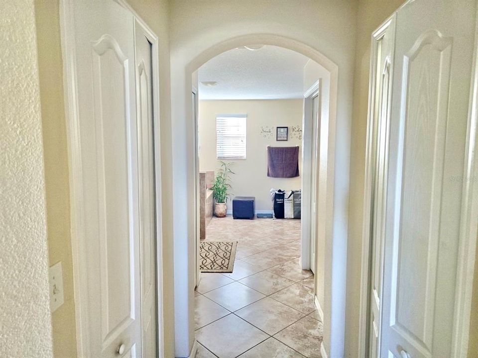 En Venta: $545,000 (6 camas, 3 baños, 3314 Pies cuadrados)