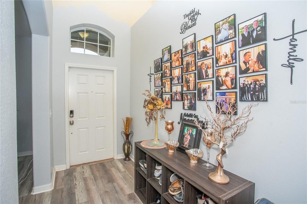 En Venta: $545,000 (6 camas, 3 baños, 3314 Pies cuadrados)