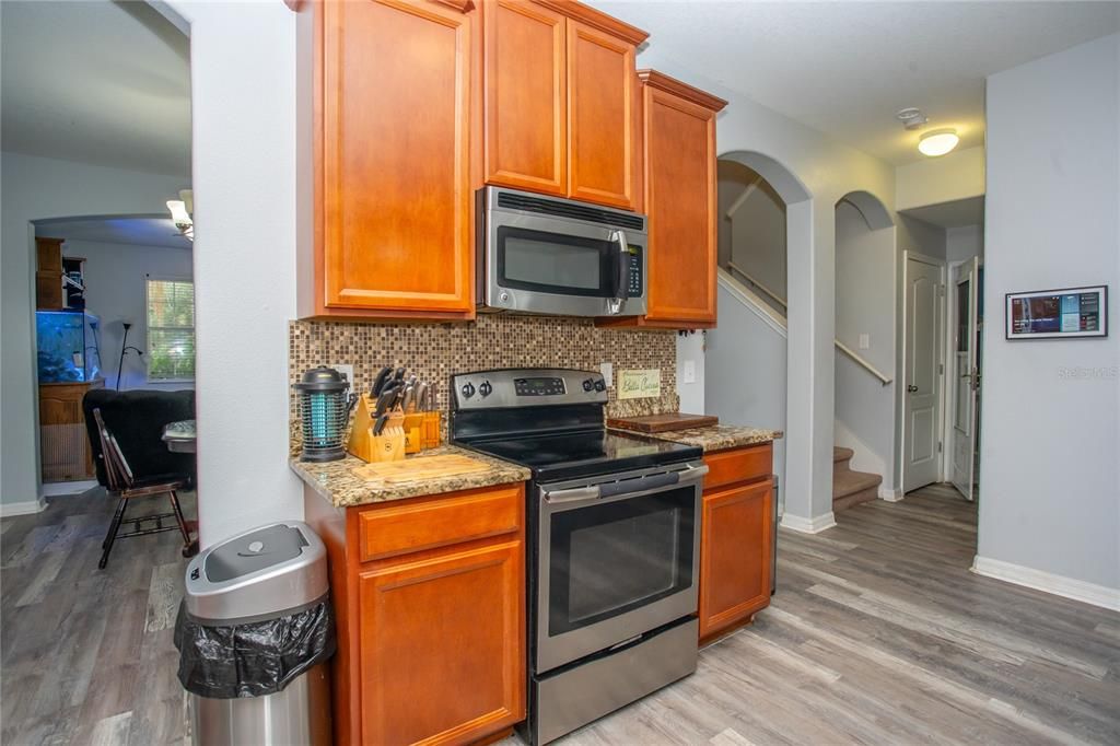 En Venta: $545,000 (6 camas, 3 baños, 3314 Pies cuadrados)