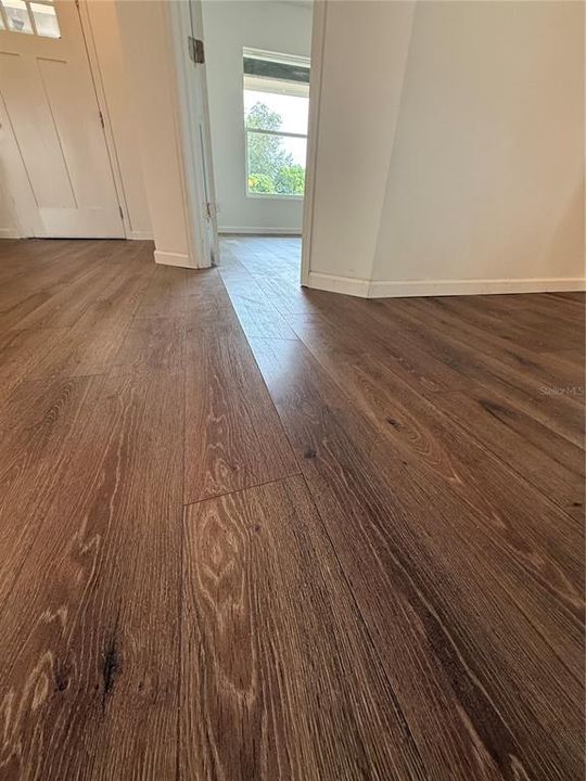 Active With Contract: $2,200 (3 beds, 2 baths, 1550 Square Feet)