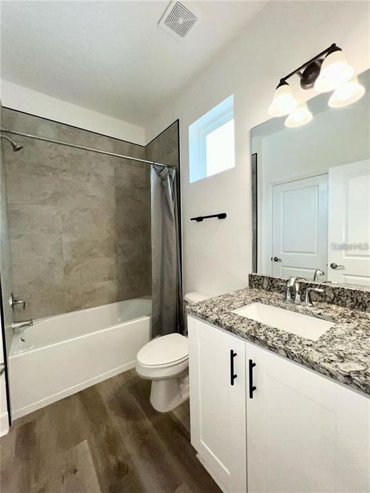 For Rent: $2,600 (3 beds, 2 baths, 1500 Square Feet)