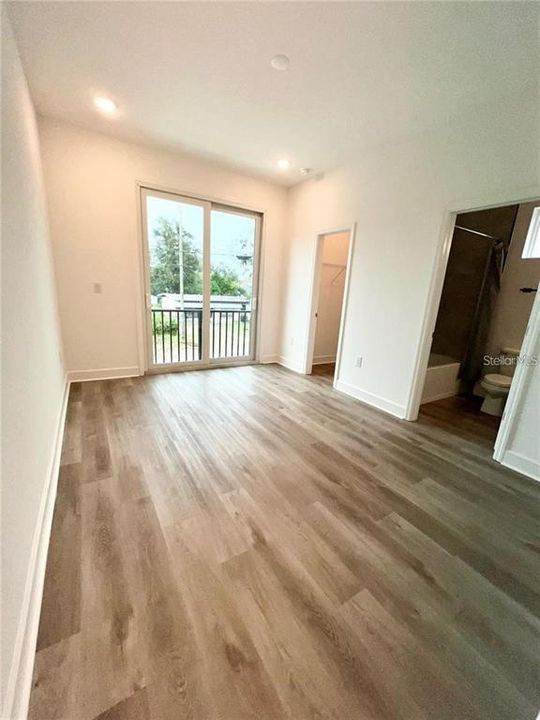 For Rent: $2,600 (3 beds, 2 baths, 1500 Square Feet)