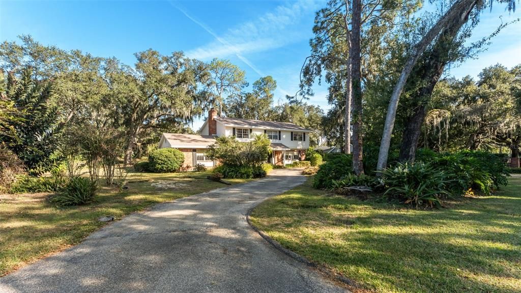 Active With Contract: $549,000 (4 beds, 3 baths, 3078 Square Feet)