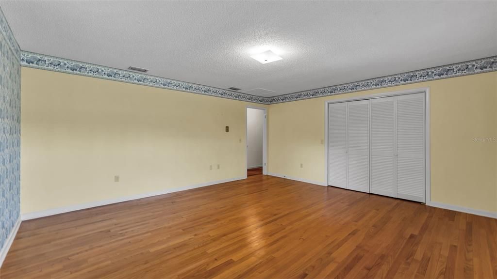 Active With Contract: $549,000 (4 beds, 3 baths, 3078 Square Feet)