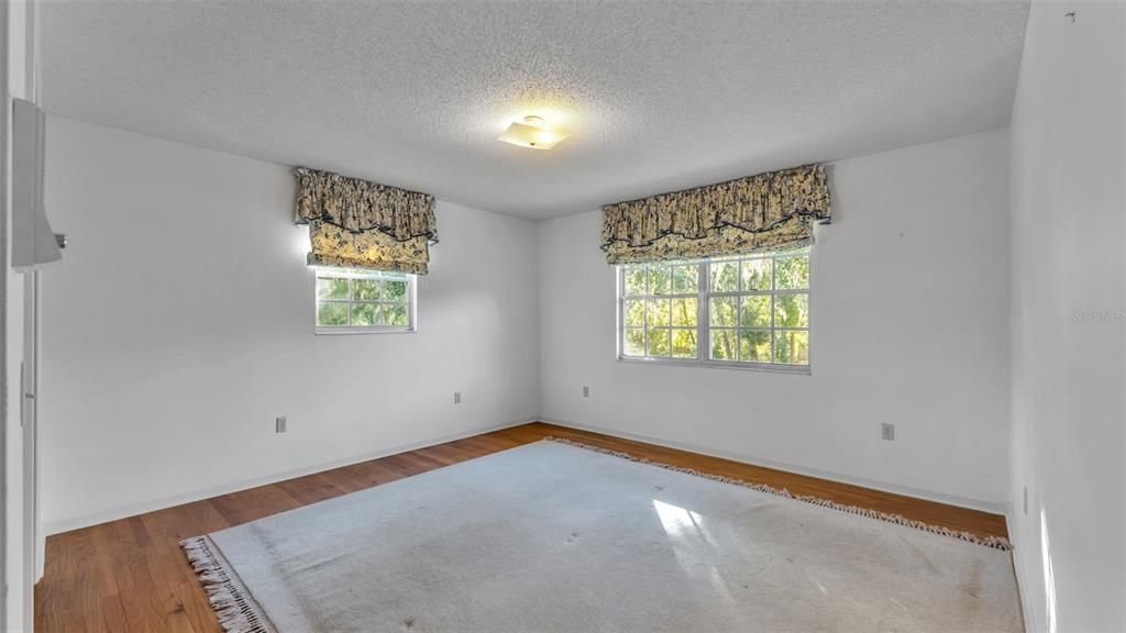 Active With Contract: $549,000 (4 beds, 3 baths, 3078 Square Feet)