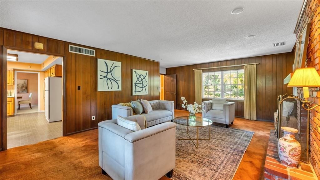 Active With Contract: $549,000 (4 beds, 3 baths, 3078 Square Feet)