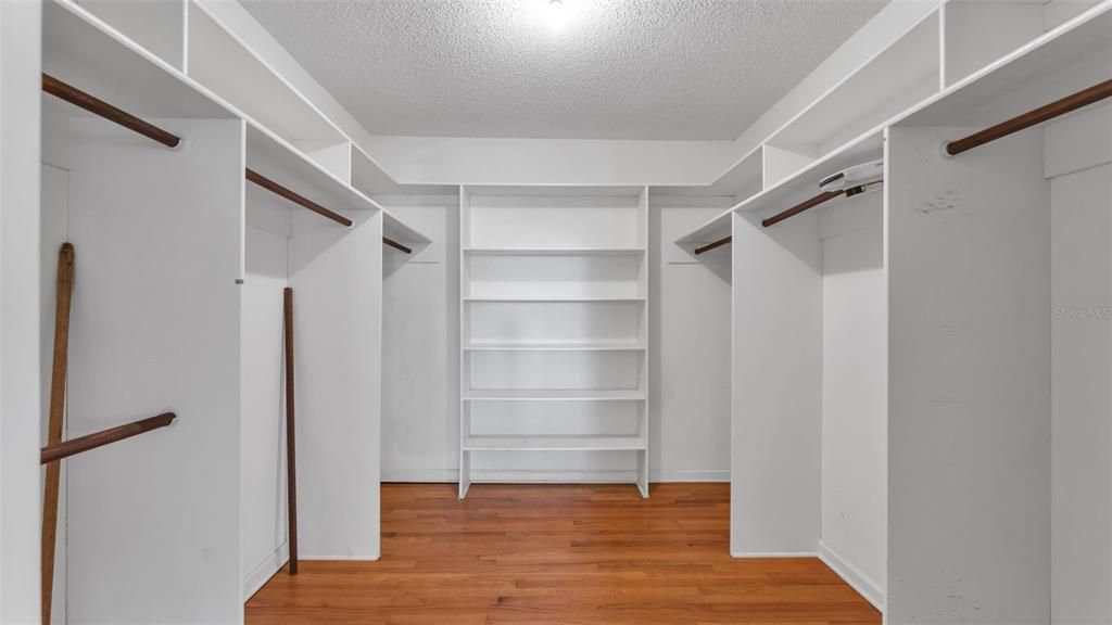 Active With Contract: $549,000 (4 beds, 3 baths, 3078 Square Feet)