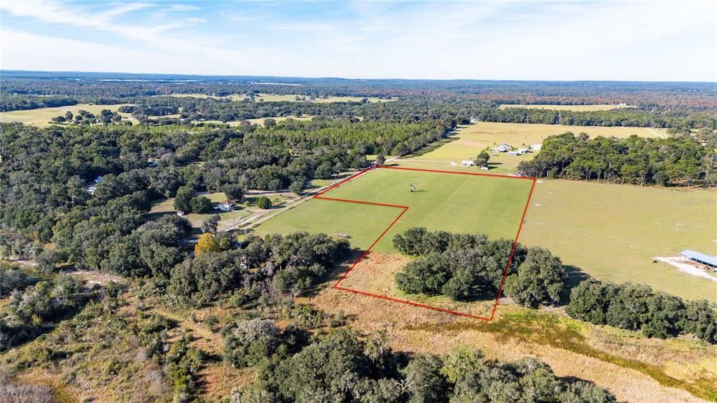 En Venta: $420,000 (14.73 acres)