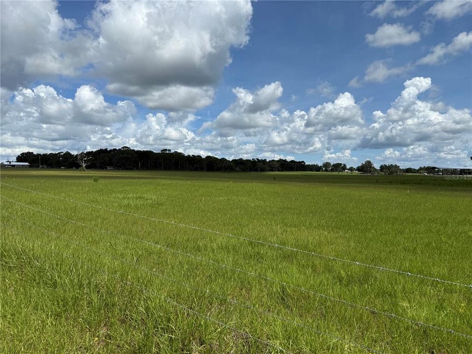 待售: $380,000 (14.73 acres)