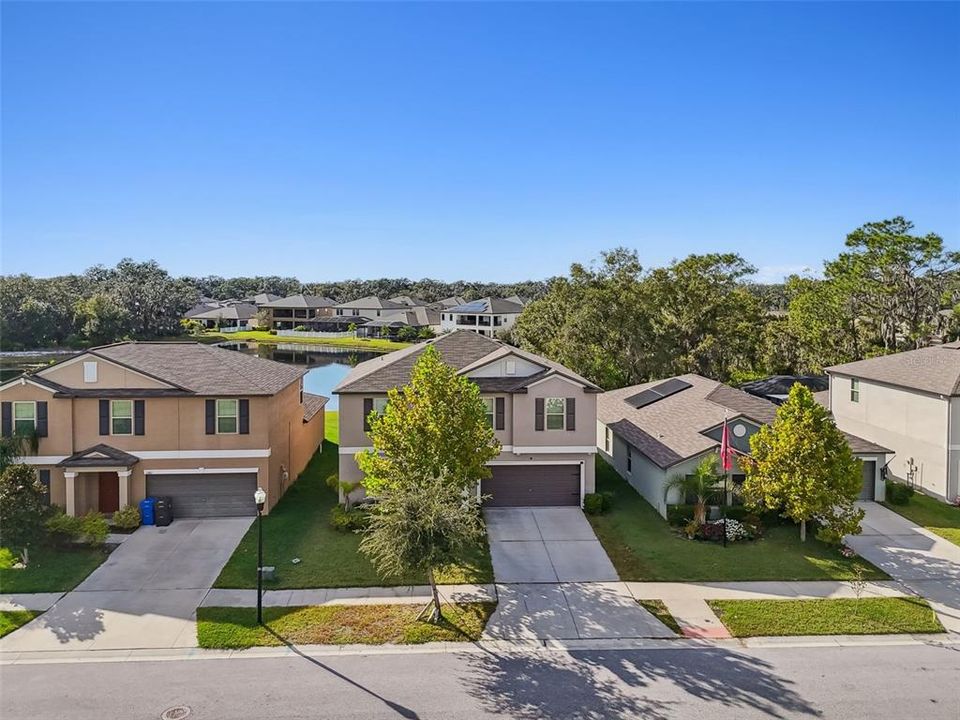 待售: $390,000 (4 贝兹, 2 浴室, 2635 平方英尺)