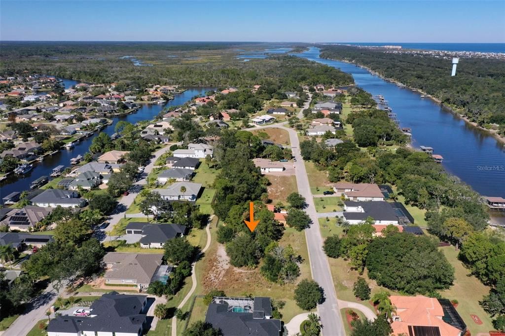 待售: $135,000 (0.36 acres)