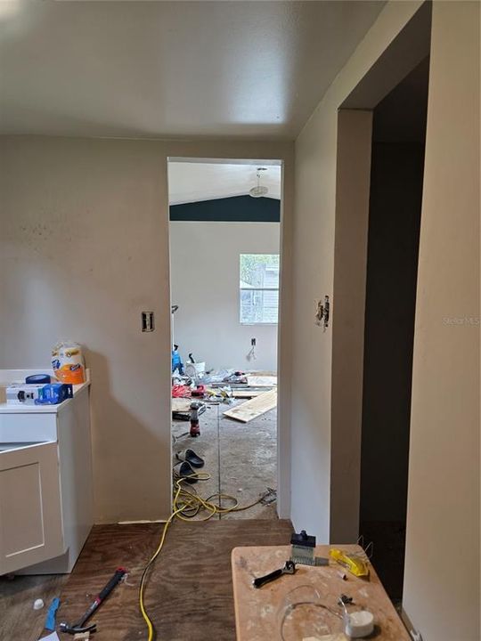 For Sale: $79,000 (3 beds, 2 baths, 1164 Square Feet)