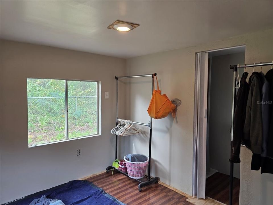 For Sale: $79,000 (3 beds, 2 baths, 1164 Square Feet)