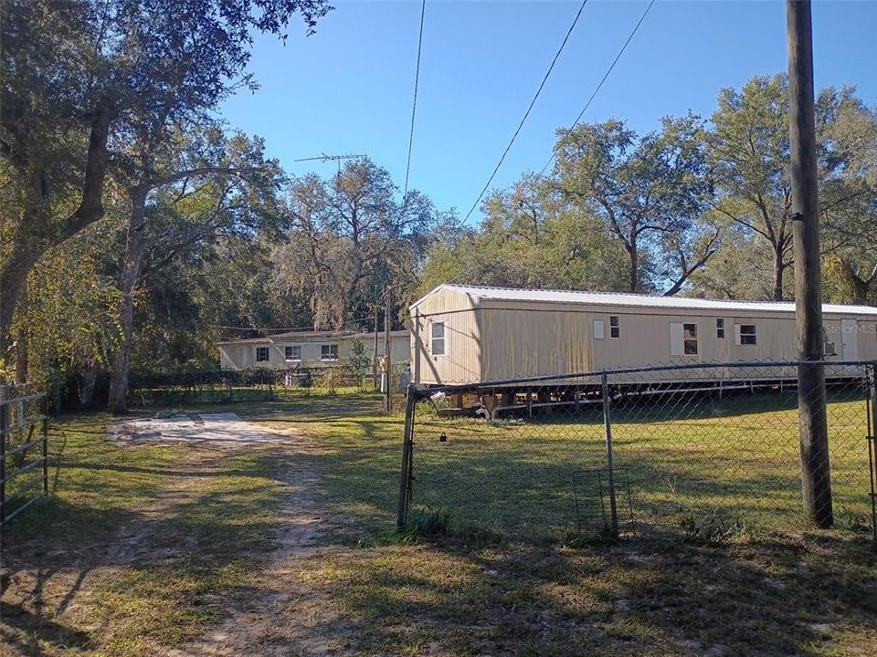 For Sale: $79,000 (3 beds, 2 baths, 1164 Square Feet)