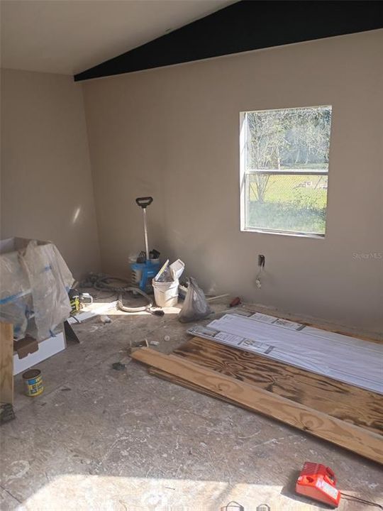 For Sale: $79,000 (3 beds, 2 baths, 1164 Square Feet)