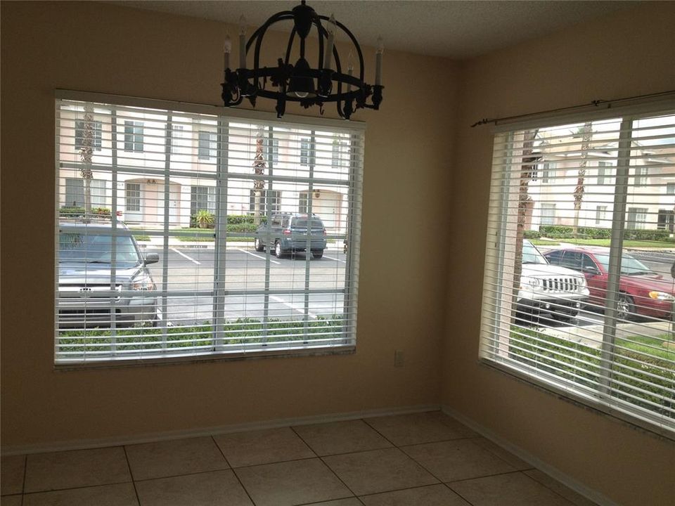 En Renta: $1,700 (3 camas, 2 baños, 1364 Pies cuadrados)