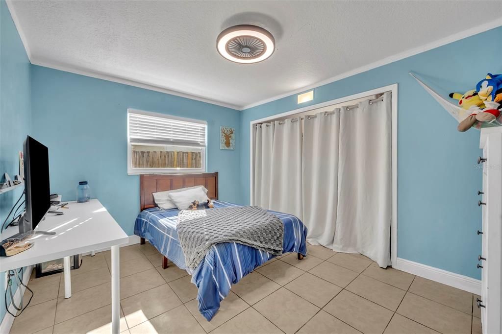 На продажу: $308,900 (4 спален, 2 ванн, 1730 Квадратных фут)