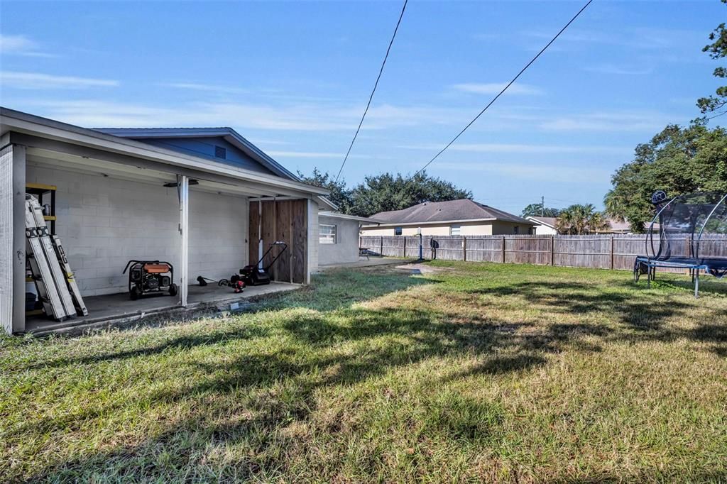 На продажу: $308,900 (4 спален, 2 ванн, 1730 Квадратных фут)